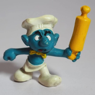 Bully Schlumpf Koch mit Nudelholz Figur Vintage Peyo Sammlerstück ca. 5,5cm