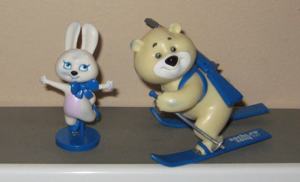 2014 SOCHI OLYMPICS MASCOTS POLAR BEAR & SNOW HARE PVC PRE-OWNED IMPERFECT - Image 2 of 4