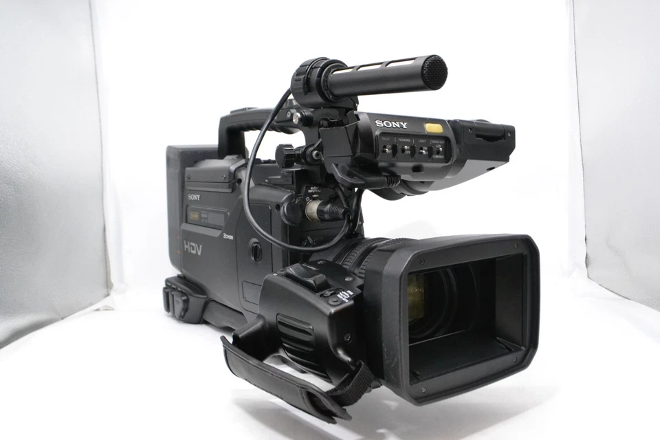 Sony HVR-S270J HDV Camcorder Zeiss Lens ECM-XM1 battery charger from Japan works - Image 3 of 4