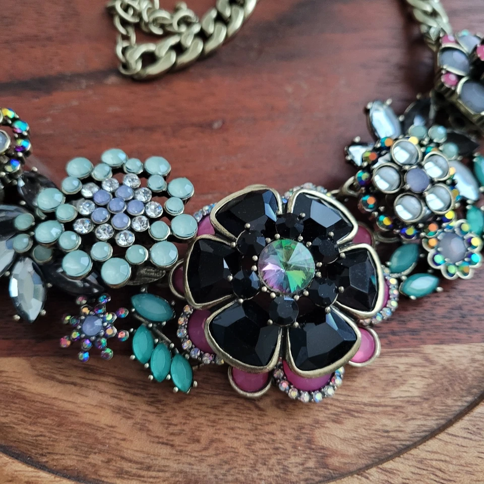 Vintage Joan Rivers Classics Collection Statement Sparkle Necklace Floral Signed - Image 4 of 4