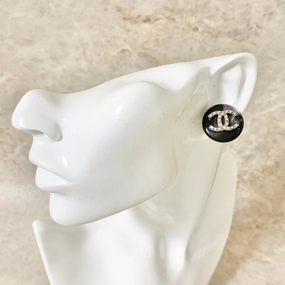 Pendientes CHANEL Marca de Coco Concha Estrás Piedra Plata Redondo Logo Accesorios Foto 4 de 4