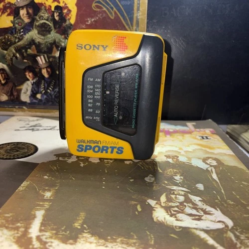 Vintage Sony Walkman Sports Cassette WM-AF59 Normal Wear, Good Condition!
