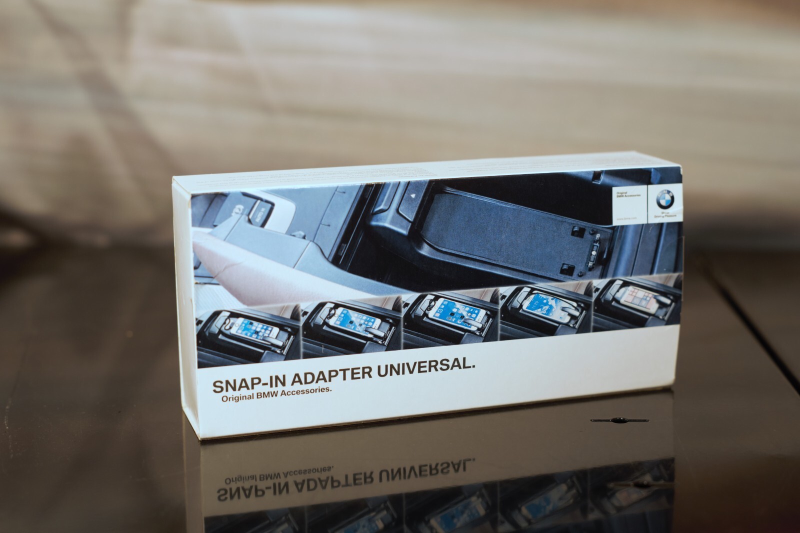 Genuine BMW Apple Iphone Connect Version Snap In Adapter 84-21-2  