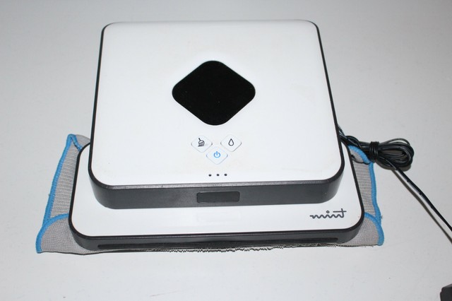 robot hard floor cleaner