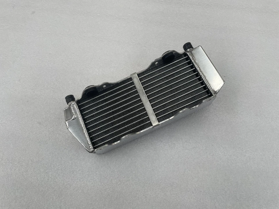 Radiador completo de aluminio izquierdo + derecho Fit Yamaha YZ250 YZ 250 1996-2001 97 98 99 Foto 3 de 4