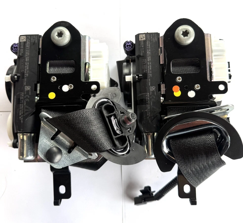 2021-2024 CADILLAC ESCALADE FRONT LEFT SIDE & RIGHT SEAT BELT - Image 2 of 2