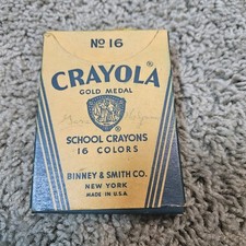 Vintage Crayola Gold Medal Shool Crayons No 16 Probably Mid 1940's