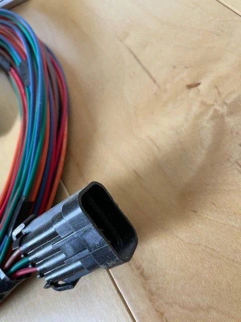 028-00022 PANEL REMOTO DIGITAL CUMMINS ONAN Y ARNÉS REMOTO 044-00026 25" Foto 2 de 3