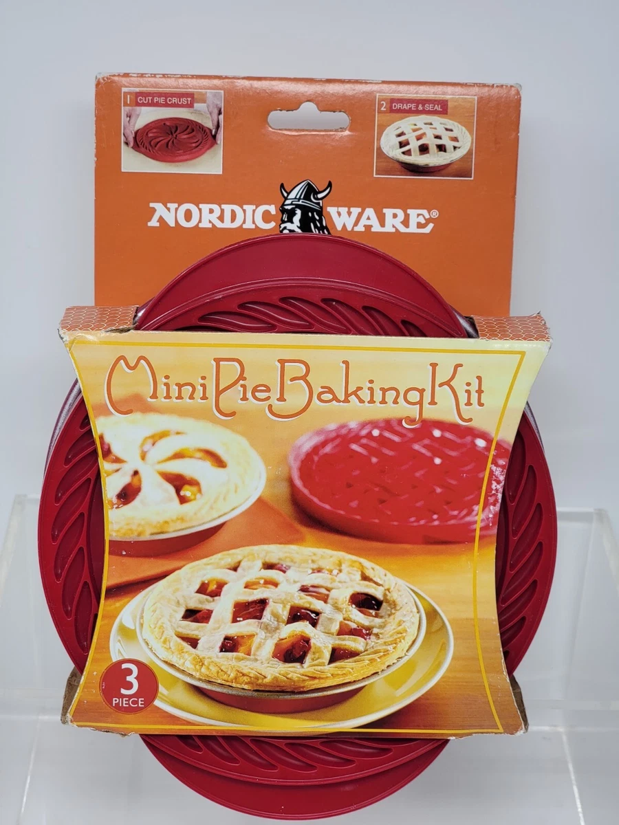 Nordic Ware Pie Baking Set 