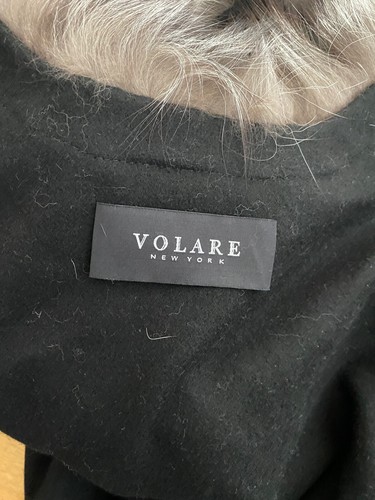 VOLARE New York Cashmere Black Shall with Fox Fur Trim - Picture 10 of 12