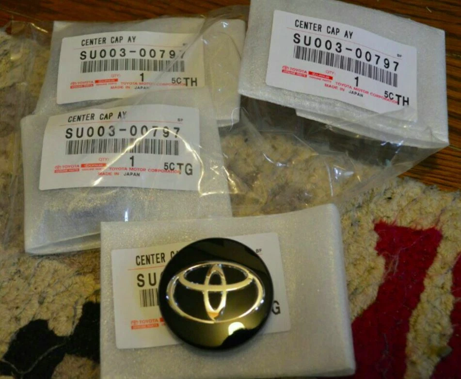 Toyota Genuine OEM SU003-00797 Wheel Center Cap Set of 4 Toyota 86 Subaru BRZ - Изображение 3 из 4