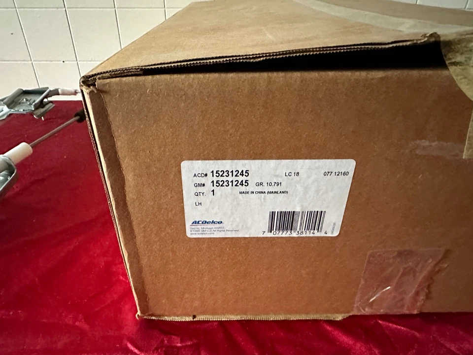 NOVO SEM ETIQUETAS 2000-2005 BUICK LESABRE LH REGULADOR DE JANELA DE ENERGIA TRASEIRA 15231245 00-05 - Imagem 2 de 2