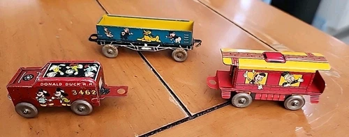 Marx 1950s Disney Tin Litho Wind-Up 3 Train Cars RARE