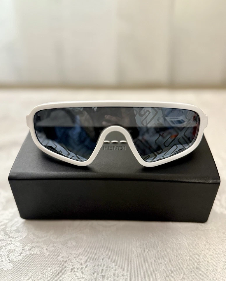 GAFAS DE SOL FENDI - FF M0084/S VK6MD - Blanco - UNISEX Foto 3 de 4