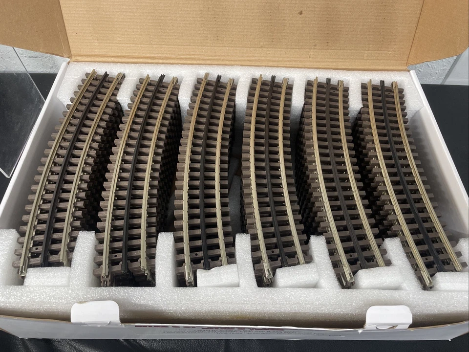 Atlas O #6060 3 Complete Circles Brown Ties 3-Rail O-54 Full Curved 48 Sections - Image 2 of 4