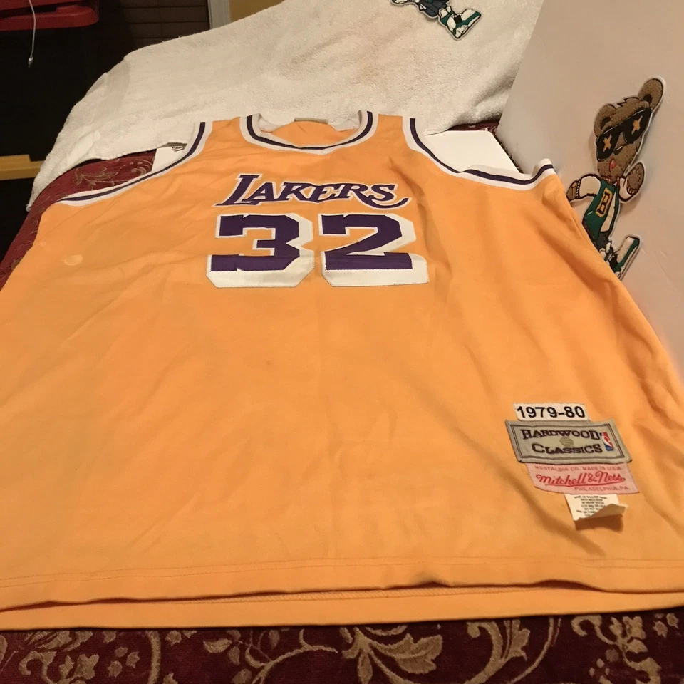 Magic Johnson Jersey LA Lakers Mitchell Ness Hardwood Classics 79-80 Sz 52  - Image 3 of 4