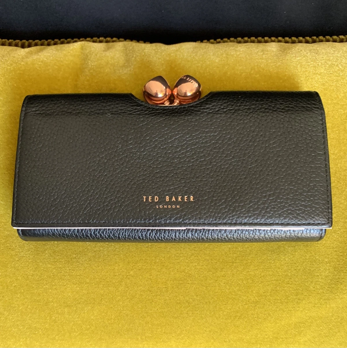 Ted Baker Portafoglio Beyla In Pelle Con Dettaglio Fiocco - Nero, Misura Compatta 20x10x2 Cm, 8 Scomparti Per Carte