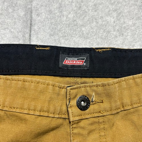 Dickies Cargo Shorts Mens 40 Tan Rip Stop Work Utility Workwear Skater - Picture 3 of 9
