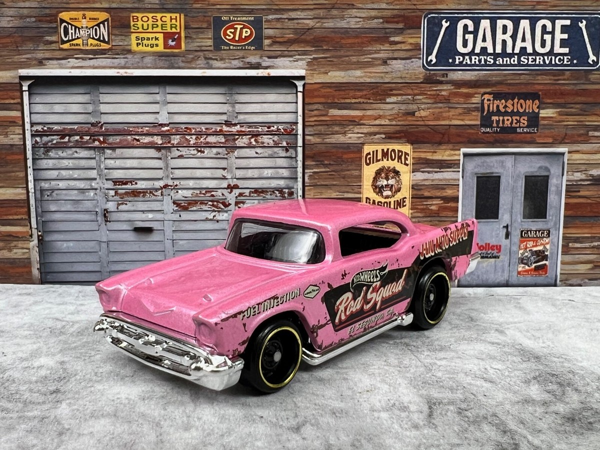 HOTWHEELS 57’ CHEVY 1:18 s-l400.jpg