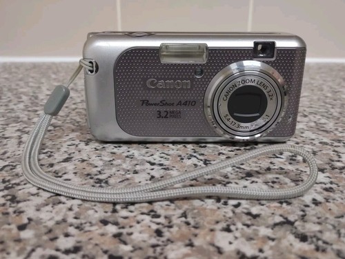 Canon PowerShot A410 - 3.2MP -3.2xZoom - Digital Camera-Repair/Spares Powers On
