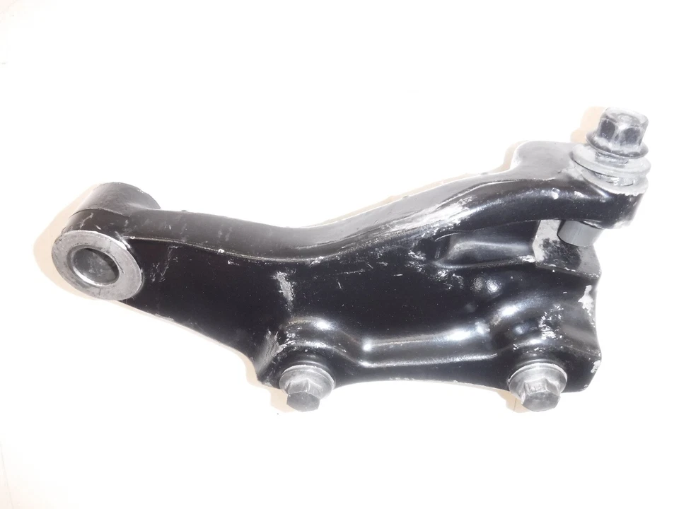 99-09 YAMAHA V STAR 1100 OEM PINZA DE FRENO TRASERO SUSPENSIÓN SOPORTE DE MONTAJE TRASERO Foto 2 de 3