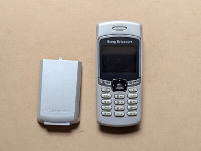 Sony Ericsson T230 Ohne Akku als Ersatzteilspender DEFEKT