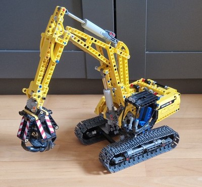 LEGO 42006 Technic Excavator Bagger
