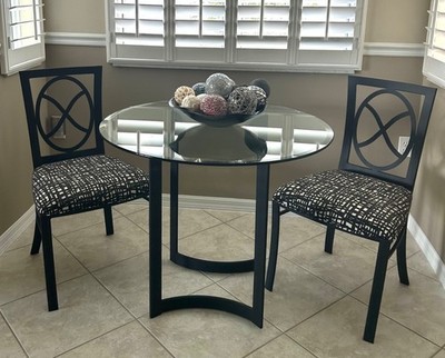 Beautiful contemporary dinette set for 2