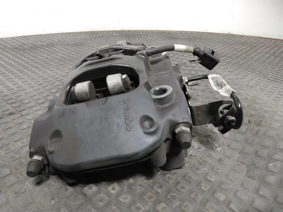 Pinza de freno trasera derecha PORSCHE CAYENNE 2017-2023 3,0 L DCB PHEV RDE2 N/S Foto 2 de 4