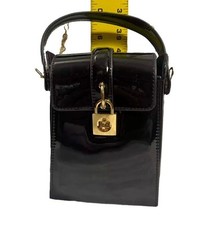 VTG Unbranded faux black patent leather chic purse chain strap whimsigoth lock