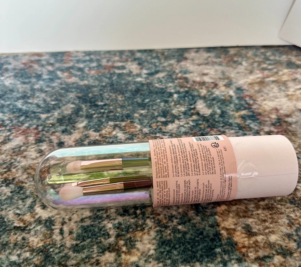 Juego de cepillos de ojos Cosmic Glow Foto 3 de 4