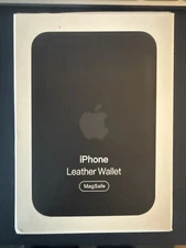 Apple FineWoven Wallet MagSafe for iPhone Pacific Blue