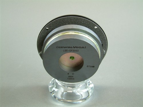 Pair of LSE-GF2060 4 ohm Soft Dome Round Tweeters Cerwin Vega AT-12 / AT-15's - Picture 2 of 3
