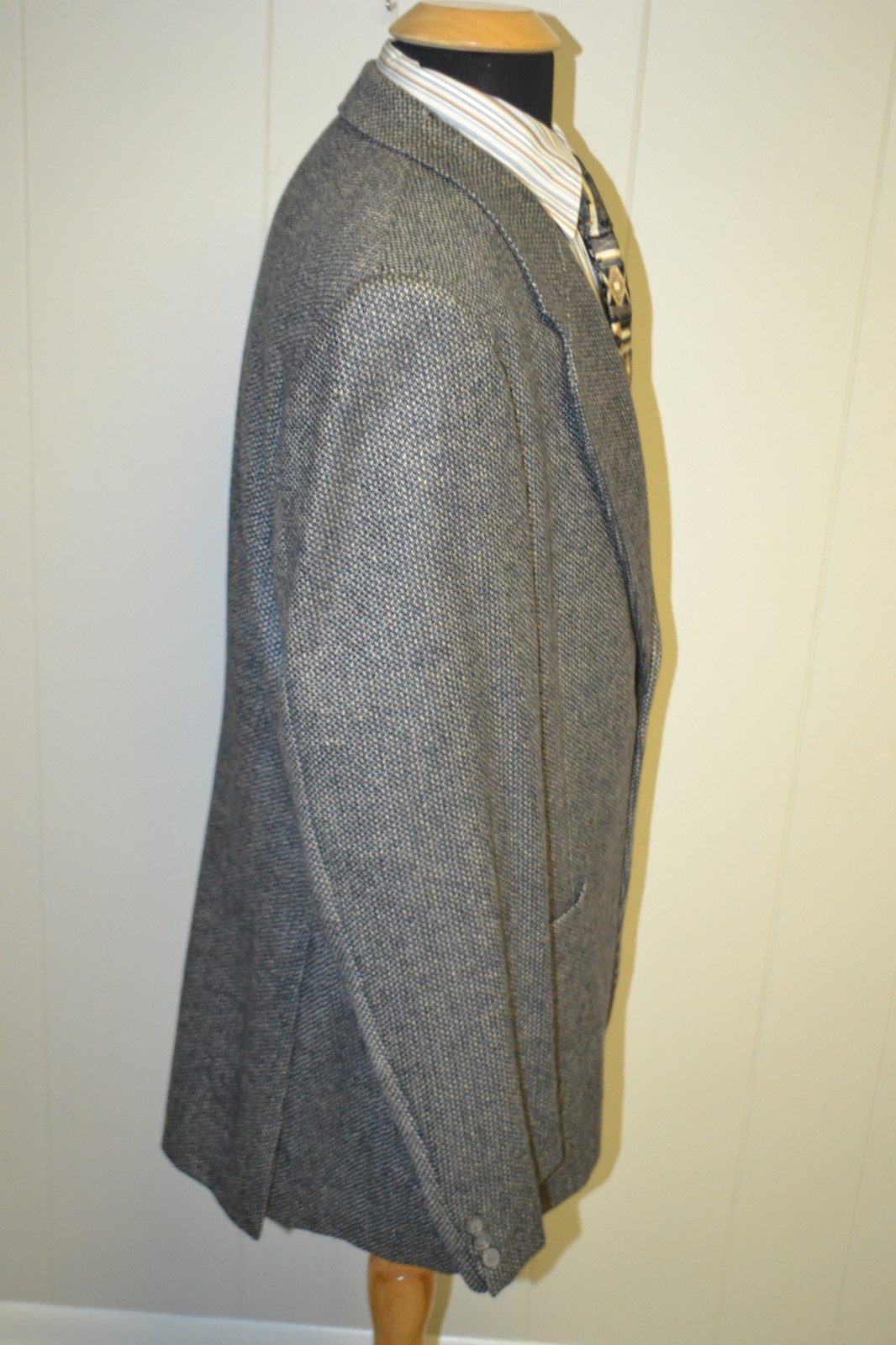 Yves Saint Laurent Men's Wool 2 Front Button Sports Coat Sz 42L thumbnail 5