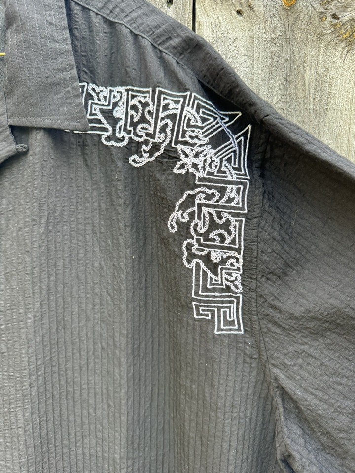 Da Vinci California Charlie Sheen Mens Embroidered Black Button Shirt