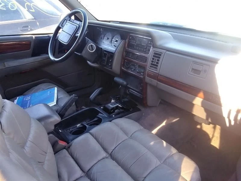 Engine 8-318 5.2L VIN Y 8th Digit With Egr Valve Hole Fits 94-97 DAKOTA 20440775 Foto 4 de 4