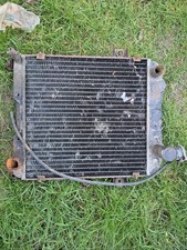 Daimler V8 250 Radiator