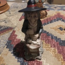 Vintage Witch Figurine Kitchen Witch / Lucky Witch Ornament