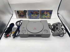 PlayStation 1 PS1 Console w/ CRASH BANDICOOT 1 2 3 3 set SCPH-7000 JP Ver.