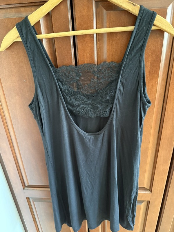 Frederick's of Hollywood Sleep Top Size Lg 