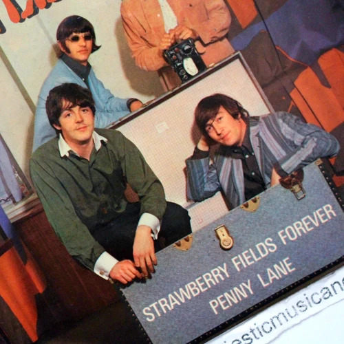 RARE TRUNK COVER THE BEATLES 1967 EP 7" VINYL 45 EX+