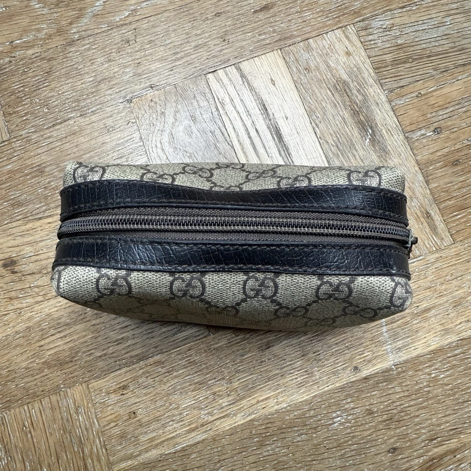 GUCCI GG Logo Cosmetic Pouch Bag - Image 2 of 4