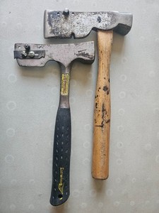 Estwing E3-CA Shingling Hatchet Hammer Axe (USA), Plus Underhill (Taiwan).
