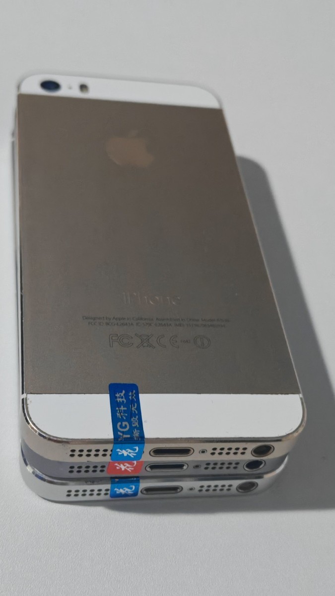Apple iPhone 5s Unlocked 16 GB/32 GB/64 GB Gold Gray Silver Good