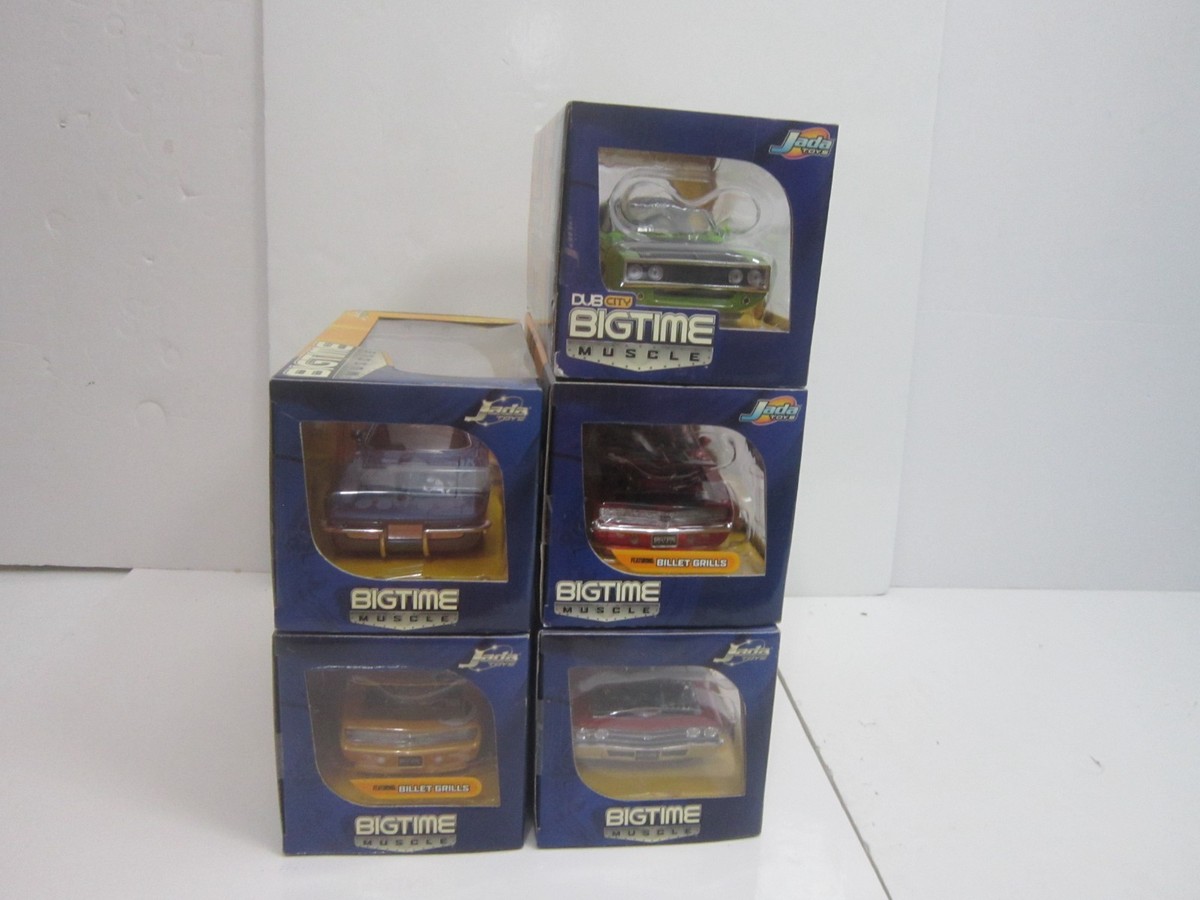 Lot of 5 Dub City Big Time Muscle Diecast Cars Chevelle, Camaro