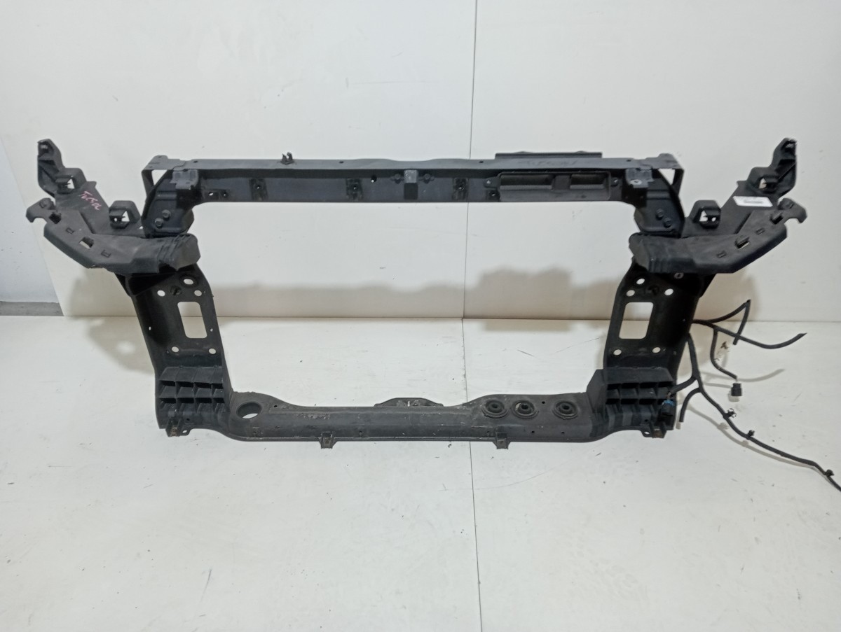 RIVESTIMENTO ANTERIORE PER HYUNDAI Tucson Serie 641012E001 (04>09)