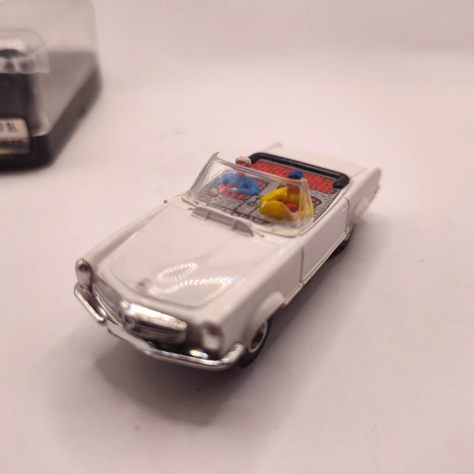 Трассовая автомодель Faller AMS 4852 Mercedes 230 SL HO белая с чехлом винтажная Tjet - Изображение 3 из 4