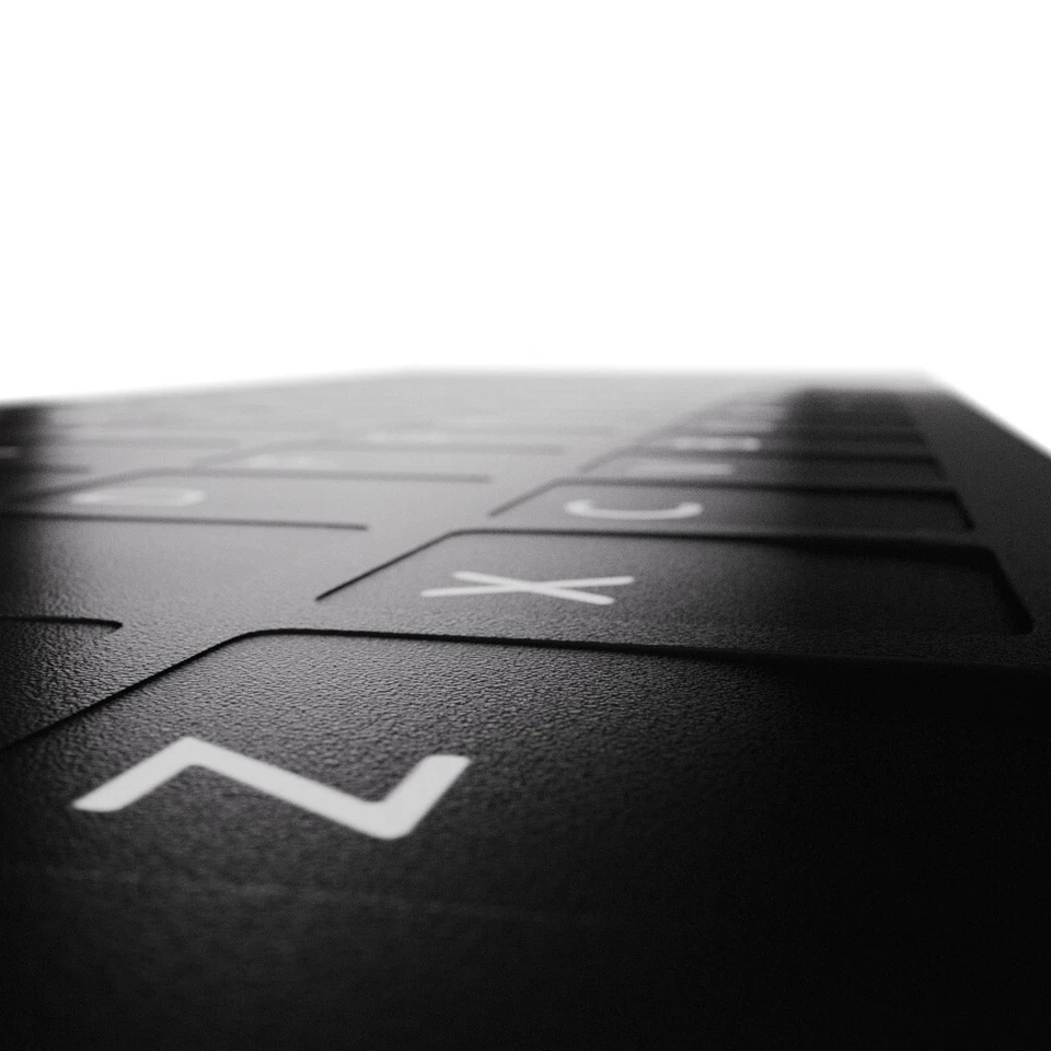 UK ENGLISH KEYBOARD STICKERS Black QWERTY Keyboard Desktop, Laptop, Computer, PC - Image 4 of 4