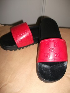 mens red gucci slides