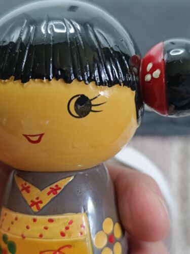 2 VINTAGE KOKESHI DOLLS. RESIN. (SMALL IS FROM BHS) - Picture 9 of 11